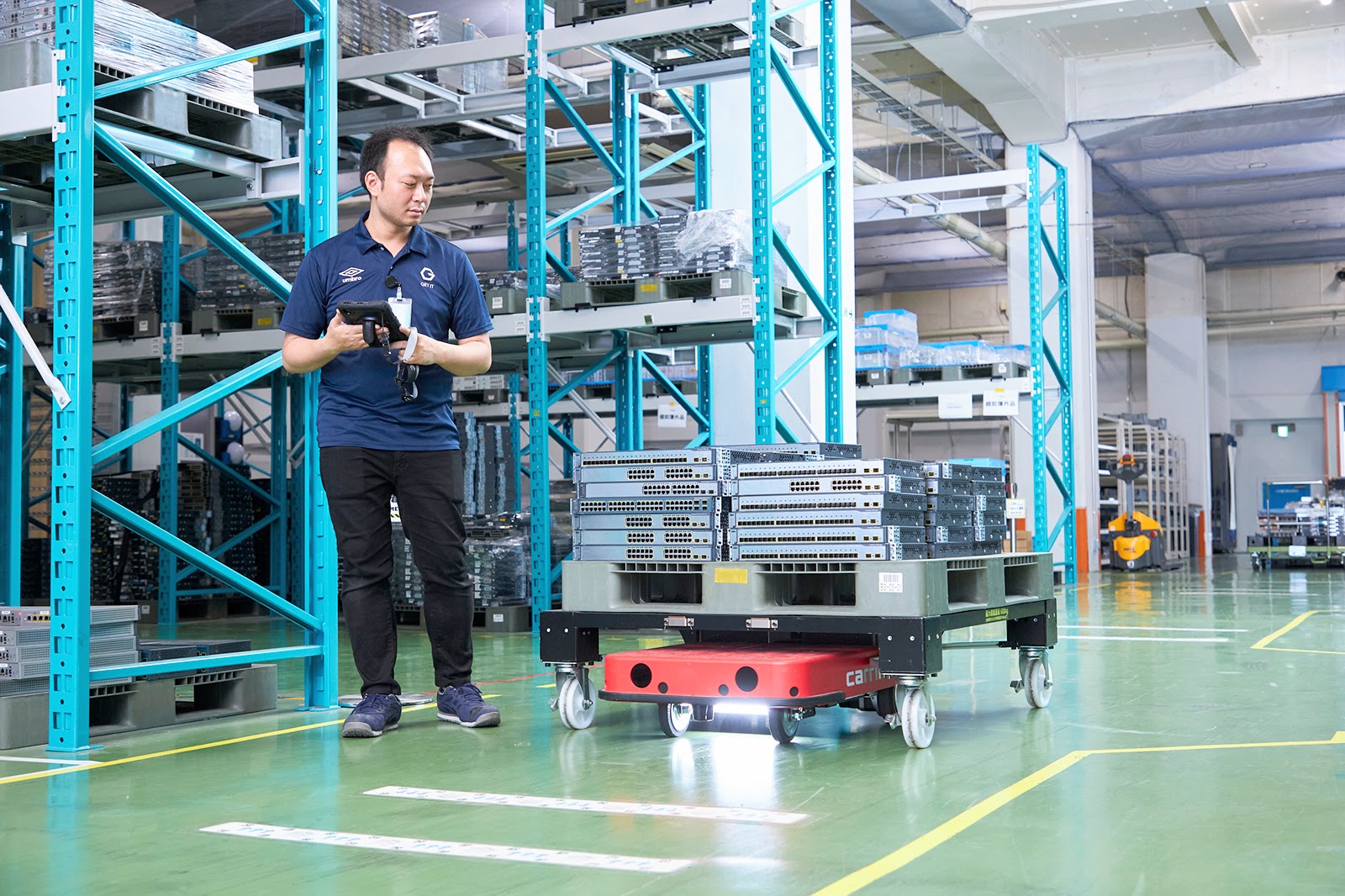 Ark倉庫の内部の風景