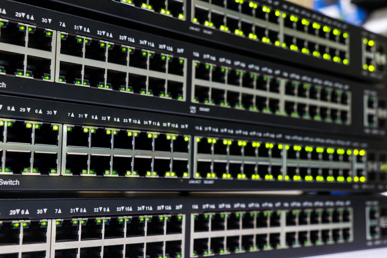 Cisco Catalyst WS-C3560G-24TS-S大量調達事例 – EOSL済みネットワーク機器の予備部材を計画的に確保